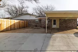 272 Palomino Dr, Saginaw, TX 76179 - Photo 6