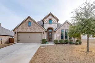 513 Thompson Dr, Van Alstyne, TX 75495 - Photo 2