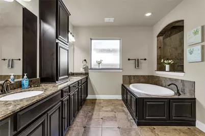 6912 Barolo Drive, Rowlett, TX 75088 - Photo 22