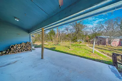 1011 Barry Lane, Cleburne, TX 76031 - Photo 22