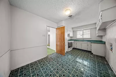 3916 Kushla Avenue, Dallas, TX 75216 - Photo 22