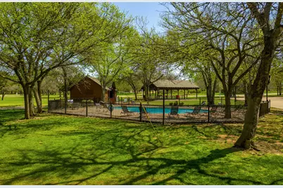 45025 Fringewood Drive, Whitney, TX 76692 - Photo 20