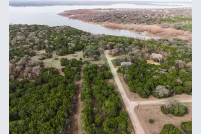45025 Fringewood Drive, Whitney, TX 76692 - Photo 8
