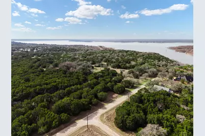 45025 Fringewood Drive, Whitney, TX 76692 - Photo 4