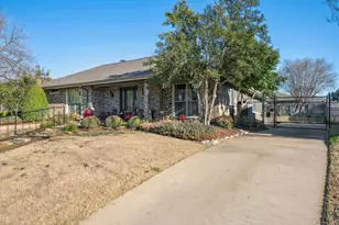 1118 Berkshire Ct, Trophy Club, TX 76262 - Photo 8