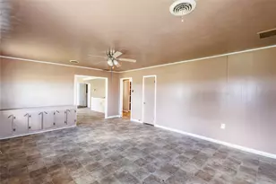 307 W Mesquite, Malone, TX 76660 - Photo 4