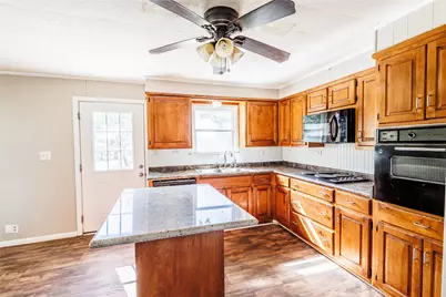 202 N Sycamore, Malone, TX 76660 - Photo 6