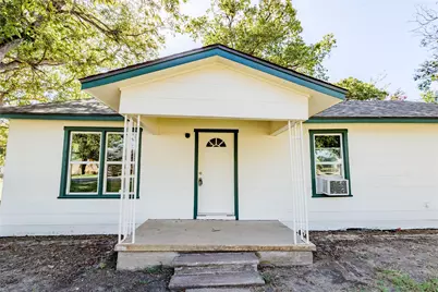 202 N Sycamore, Malone, TX 76660 - Photo 2