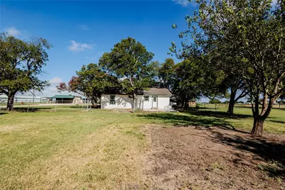 202 N Sycamore, Malone, TX 76660 - Photo 22