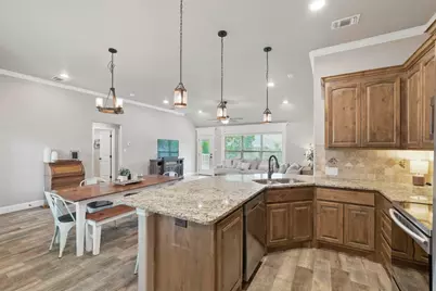 2607 Austin Drive, Granbury, TX 76048 - Photo 10