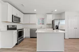 822 Breakwater Dr, Princeton, TX 75407 - Photo 2