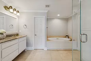 7040 Oakbluff Dr, Dallas, TX 75254 - Photo 14