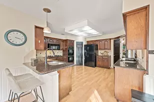 3528 Meadowside Dr, Bedford, TX 76021 - Photo 14