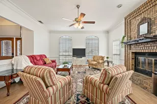 3528 Meadowside Dr, Bedford, TX 76021 - Photo 8