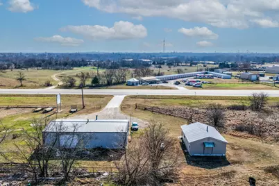 1465 N Hillcrest Drive, Sulphur Springs, TX 75482 - Photo 32