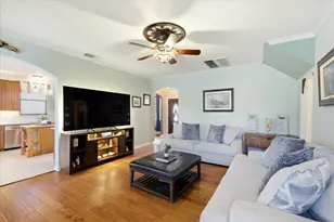 633 Cherry Tree Dr, Keller, TX 76248 - Photo 4