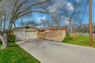 2200 Hermanson Dr, Waco, TX 76710 - Photo 30