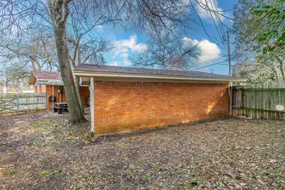 2200 Hermanson Drive, Waco, TX 76710 - Photo 32