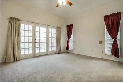 2710 Devonshire Drive, Carrollton, TX 75007 - Photo 14