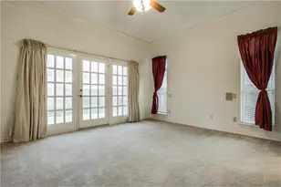 2710 Devonshire Dr, Carrollton, TX 75007 - Photo 14