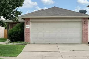 5912 Ridge Lake Dr, Fort Worth, TX 76244 - Photo 2