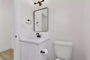 1610 Life Ave, Dallas, TX 75212 - Photo 32