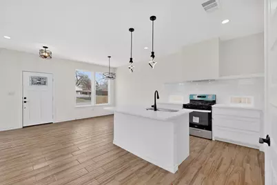 1610 Life Avenue, Dallas, TX 75212 - Photo 12