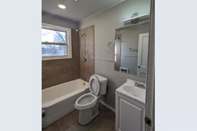 823 W 9th Street, Bonham, TX 75418 - Photo 8