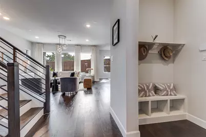 9136 Rock Daisy Ct Court, Dallas, TX 75231 - Photo 4