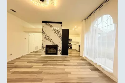 2711 Canterbury Street, Euless, TX 76039 - Photo 6