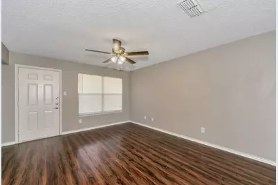 3815 Stuart Road #2BR2BATH, Denton, TX 76209 - Photo 4