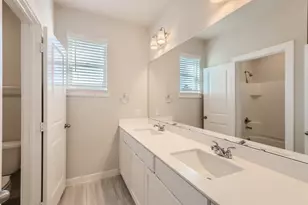 1332 Creekbank Dr, McKinney, TX 75071 - Photo 10