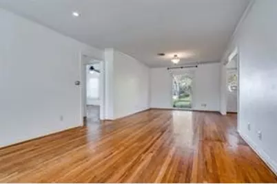 9539 Peninsula Drive, Dallas, TX 75218 - Photo 6