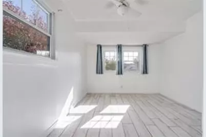 9539 Peninsula Drive, Dallas, TX 75218 - Photo 10