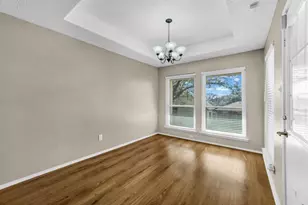 10041 Regent Row St, Benbrook, TX 76126 - Photo 18