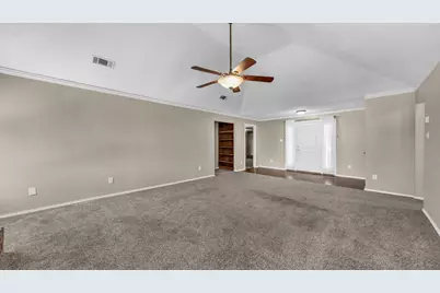 10041 Regent Row Street, Benbrook, TX 76126 - Photo 10