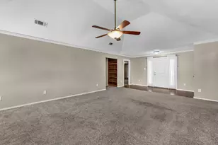 10041 Regent Row St, Benbrook, TX 76126 - Photo 10