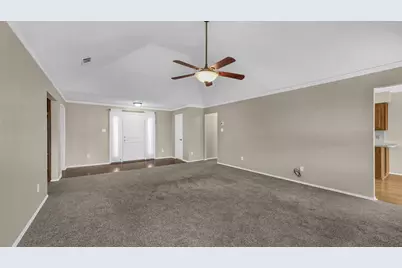 10041 Regent Row Street, Benbrook, TX 76126 - Photo 12