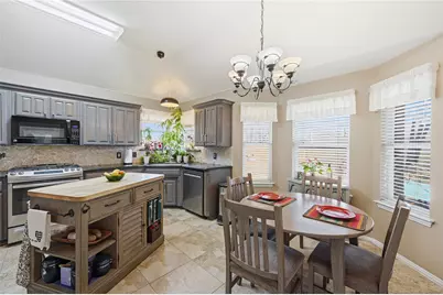 816 W Lonesome Dove Trail, Arlington, TX 76001 - Photo 12