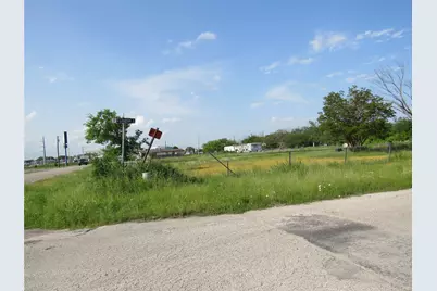 207 Newell Drive, Hudson Oaks, TX 76087 - Photo 4