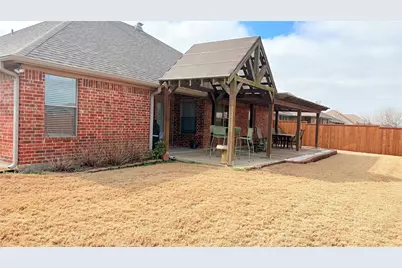 312 W McAfee Drive, Mabank, TX 75147 - Photo 6