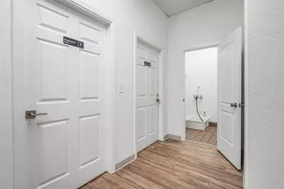 204 S Main Street, Cleburne, TX 76033 - Photo 8