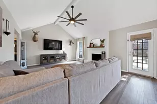 6520 Kary Lynn Dr S, Watauga, TX 76148 - Photo 6