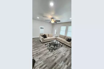 2000 May Street, Fort Worth, TX 76110 - Photo 4