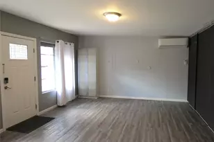 10505 Swallow Ln, Dallas, TX 75218 - Photo 2