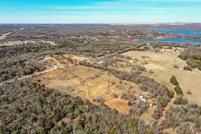 594 Carter Lake Drive, Bowie, TX 76230 - Photo 10