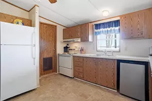 4433 Wildwood Cir, Granbury, TX 76049 - Photo 10