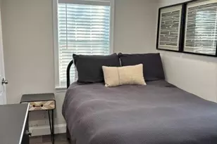 2611 Peninsula Dr, Grapevine, TX 76051 - Photo 8