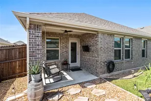 702 Stampede Ln, Princeton, TX 75407 - Photo 20
