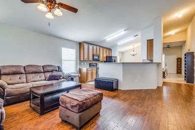 6025 Goldenrod Drive, Denton, TX 76208 - Photo 8